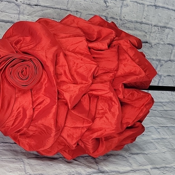 MAY QUEEN CONTOUR Red Ruffled Bubble Hem Rosette Red‎ Prom Dress Size 8 - Picture 4 of 10